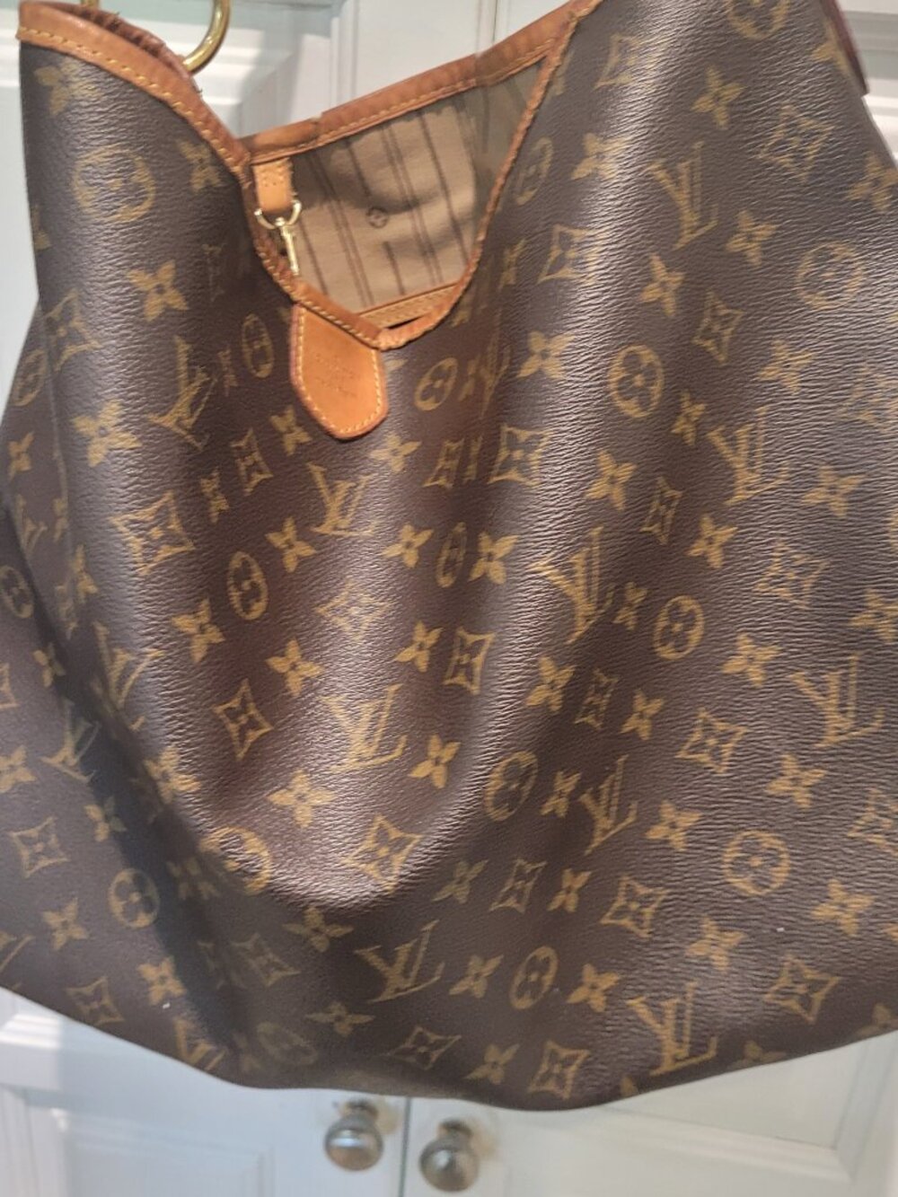 Louis Vuitton Shoulder Bag - Picture 4 of 14